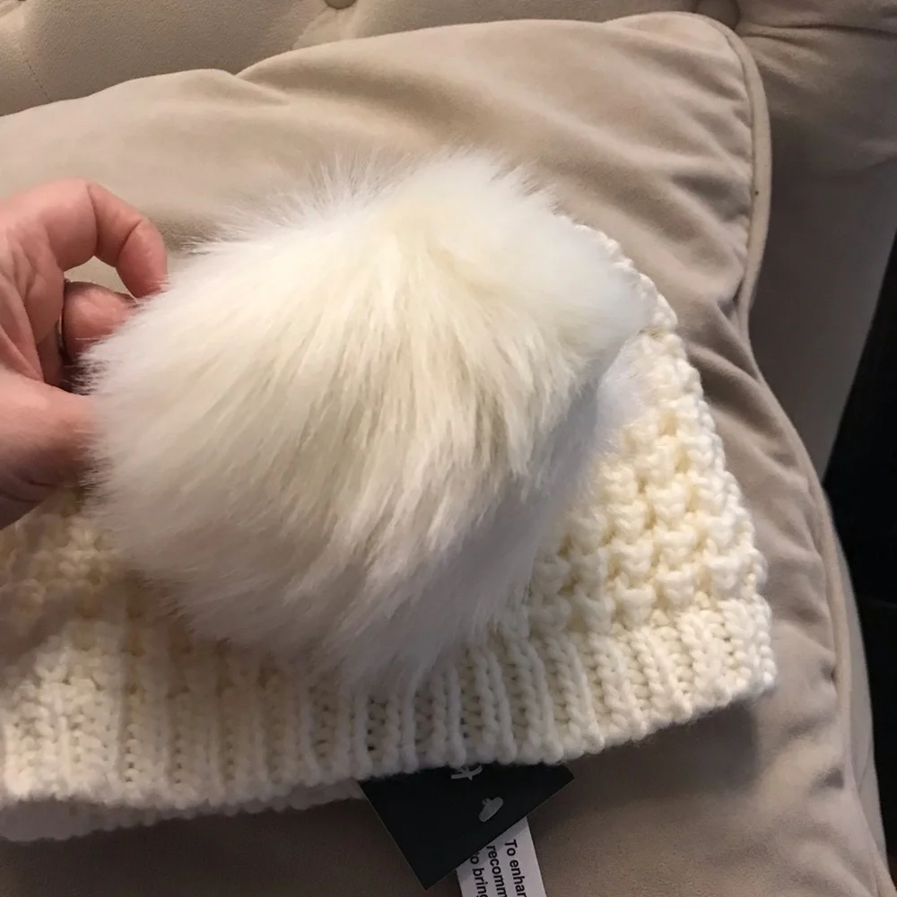 Kyi Kyi hat